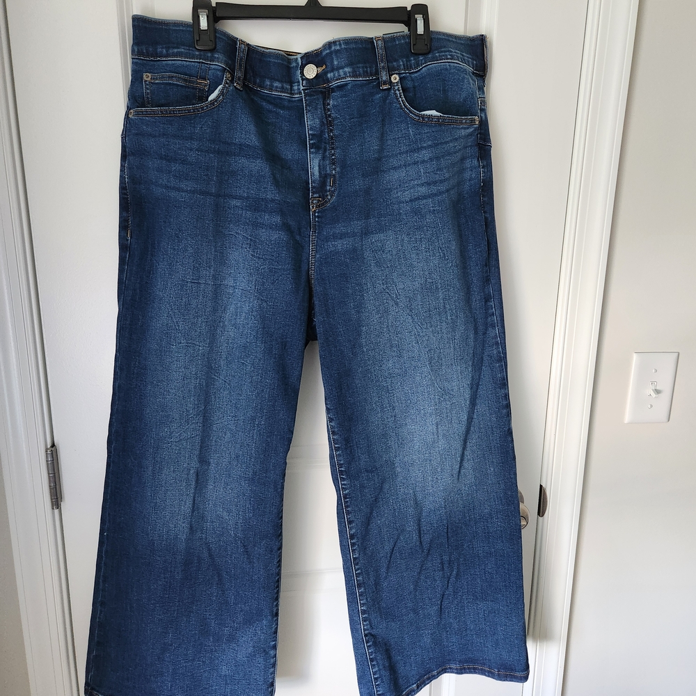 Torrid Bombshell Wide Leg Ankle Dark Blue Flare Jeans